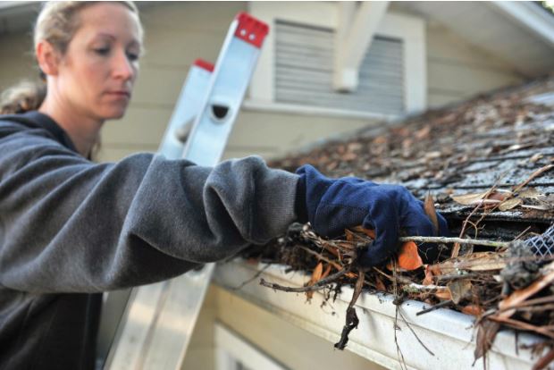 SEP - Guest Blog - Gutter Helmet - Fall Gutter Cleaning Checklist