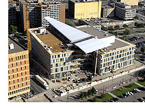 SEPTEMBER - ProjProfile - Henry - Extensive green roofs top off the new Minneapolis Central Public Library