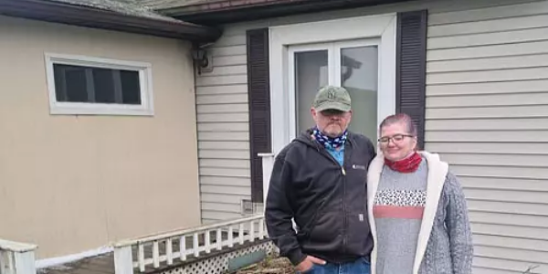 Veteran gets new roof