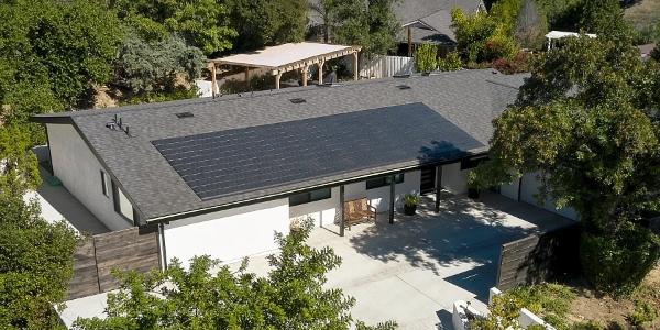 CertainTeed solidifies solar roofing awards