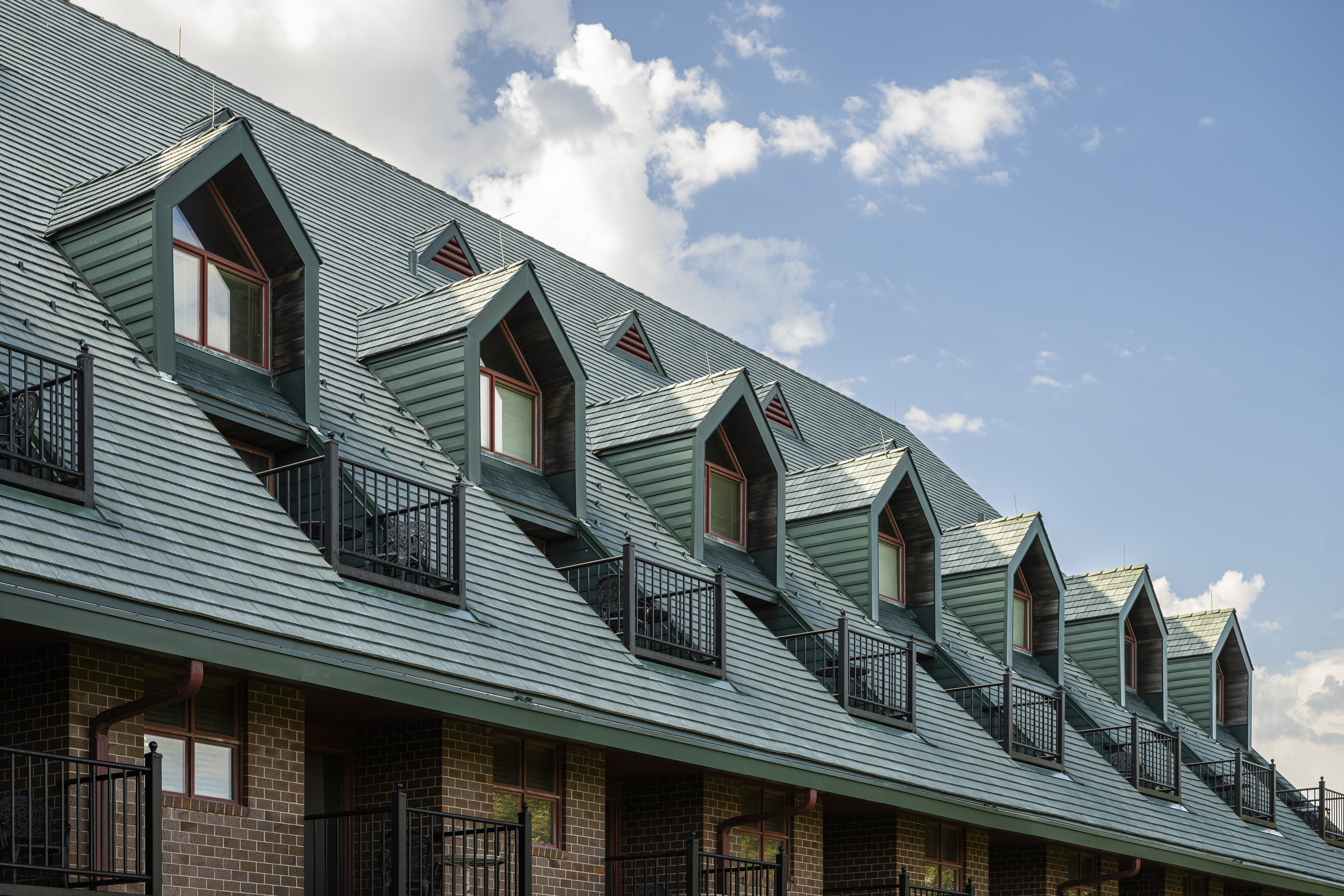 DaVinci - Pic - Kiewat Lodge - front