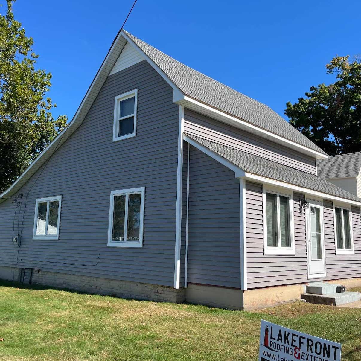 Lakefront Exteriors - roof 1 example