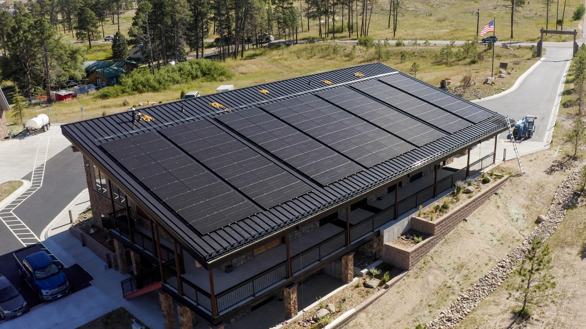 Standing seam metal roof with rail-less solar attachment